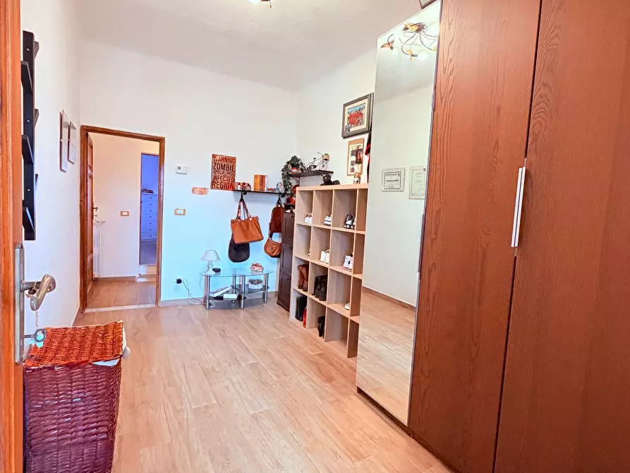 Immagine 16 di Casa indipendente in vendita  a Cascina