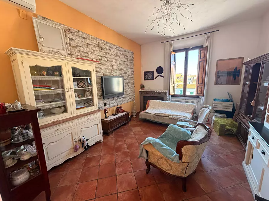 Immagine 37 di Appartamento in vendita  a Pisa