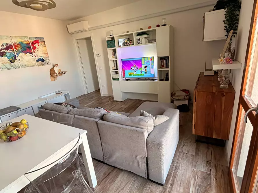 Immagine 7 di Appartamento in vendita  a Cascina