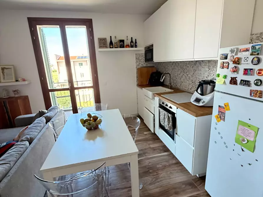 Immagine 10 di Appartamento in vendita  a Cascina