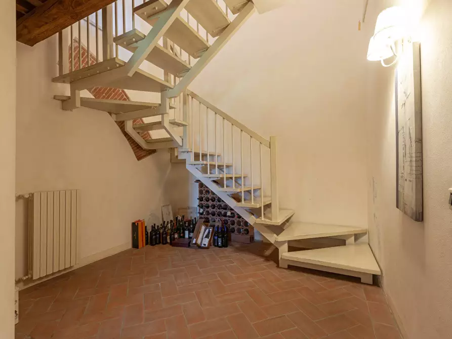 Immagine 15 di Villa in vendita  a Cascina