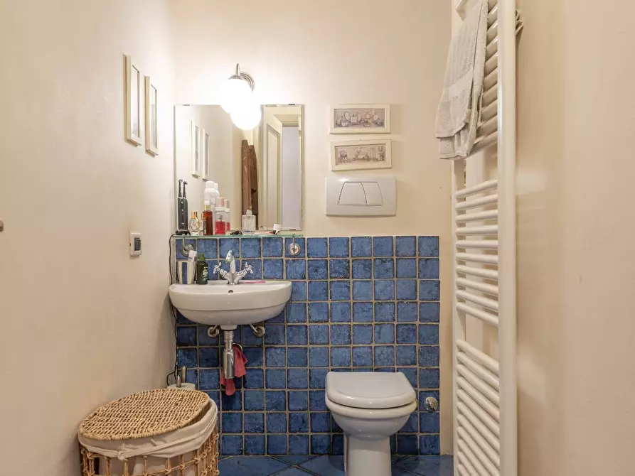 Immagine 24 di Villa in vendita  a Cascina