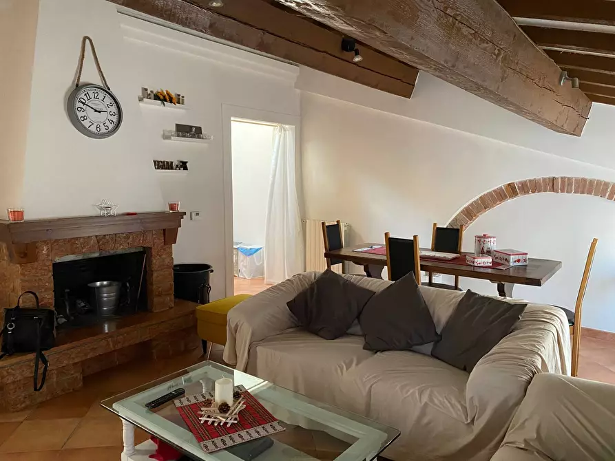 Immagine 2 di Appartamento in vendita  a Cascina