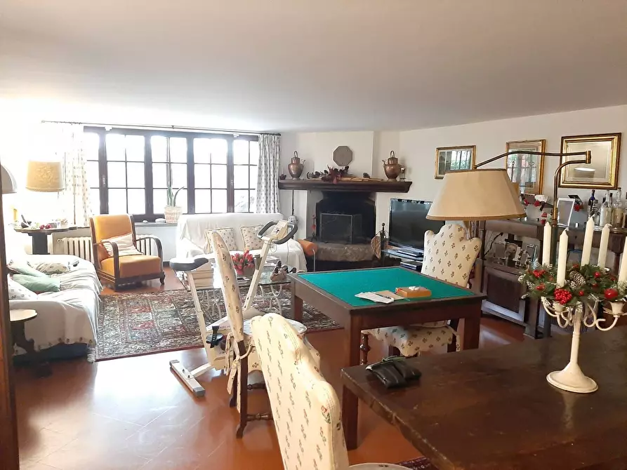 Immagine 11 di Villa in vendita  a Pisa