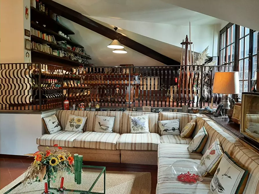 Immagine 22 di Villa in vendita  a Pisa