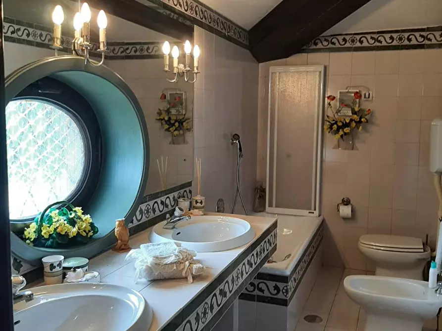 Immagine 29 di Villa in vendita  a Pisa