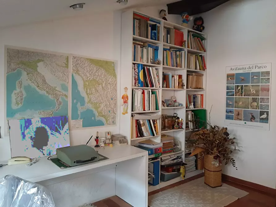 Immagine 31 di Villa in vendita  a Pisa