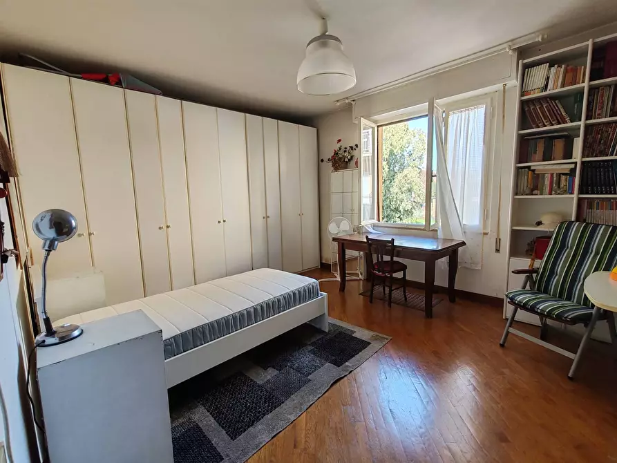 Immagine 16 di Appartamento in vendita  a Pisa