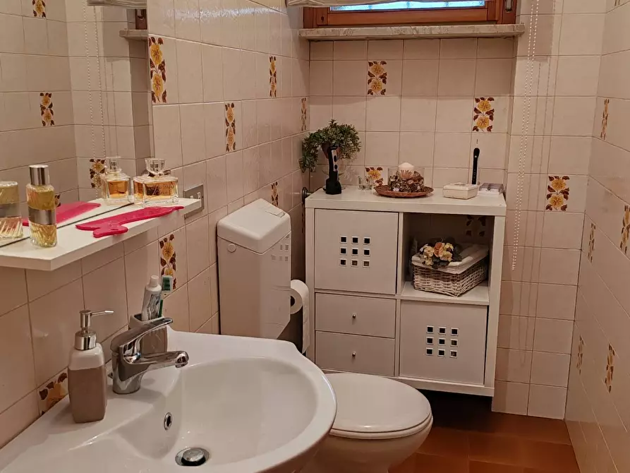 Immagine 12 di Villetta a schiera in vendita  a Pisa