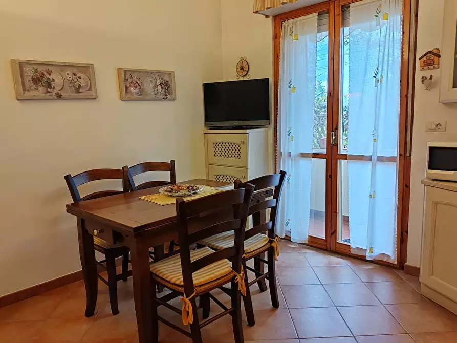 Immagine 10 di Villetta a schiera in vendita  a Pisa