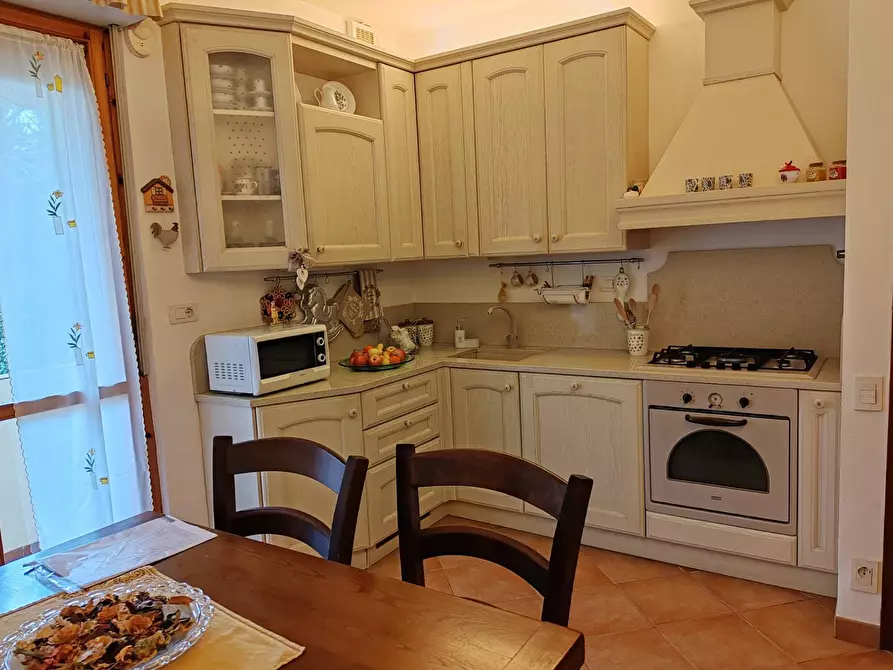 Immagine 9 di Villetta a schiera in vendita  a Pisa