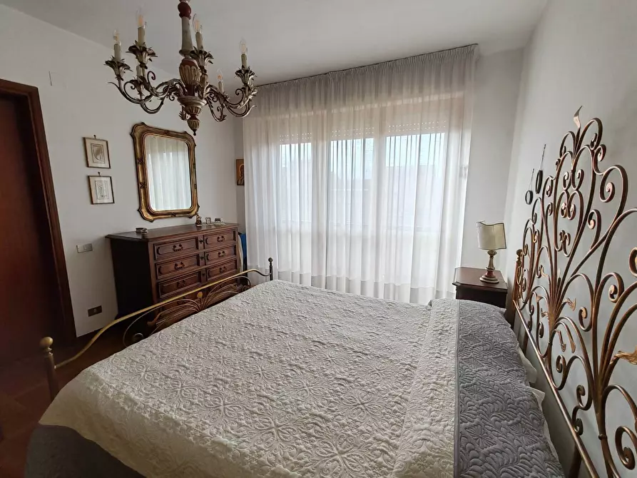 Immagine 17 di Villetta a schiera in vendita  a Pisa