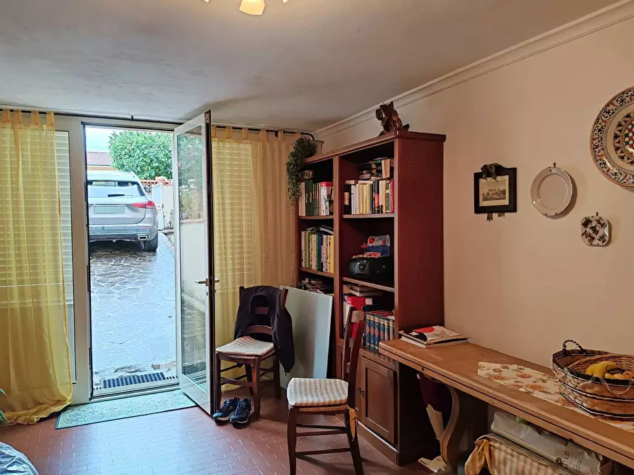 Immagine 24 di Villetta a schiera in vendita  a Pisa