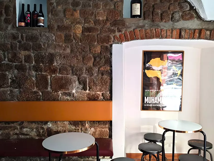 Immagine 6 di Attività commerciale in vendita  a Pisa