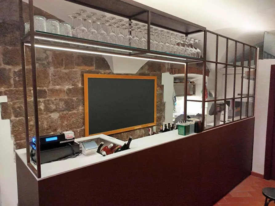 Immagine 3 di Attività commerciale in vendita  a Pisa