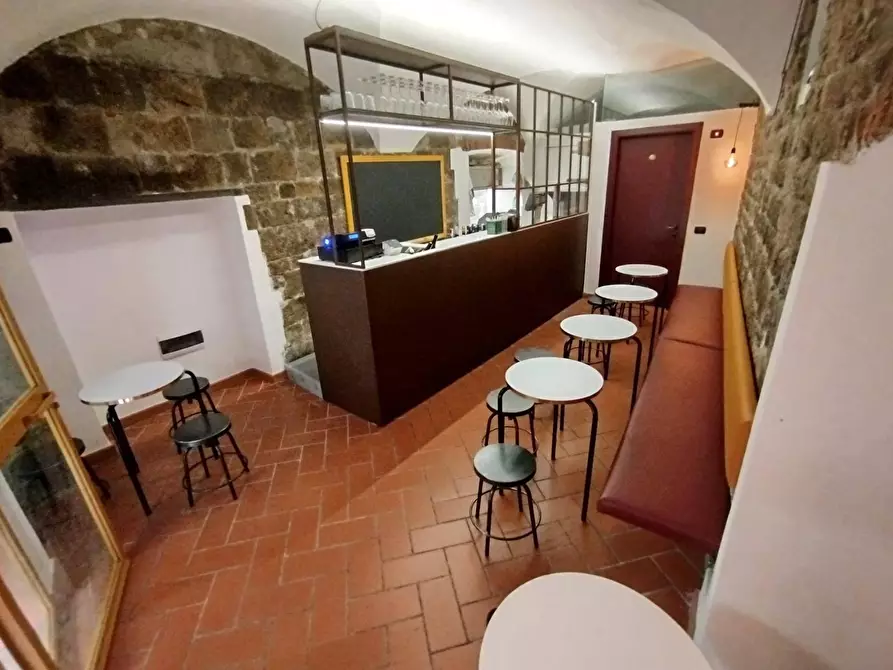 Immagine 2 di Attività commerciale in vendita  a Pisa