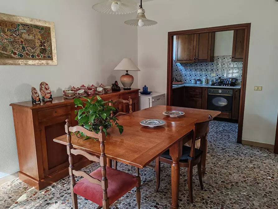 Immagine 7 di Casa bifamiliare in vendita  a Pisa