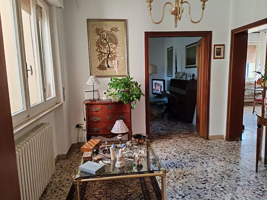 Immagine 2 di Casa bifamiliare in vendita  a Pisa