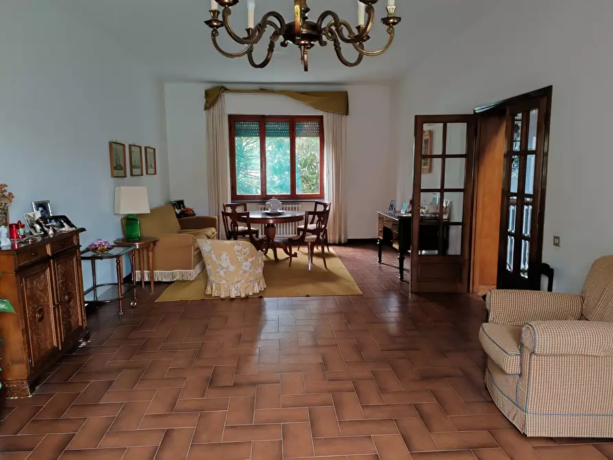 Immagine 1 di Casa bifamiliare in vendita  a Pisa