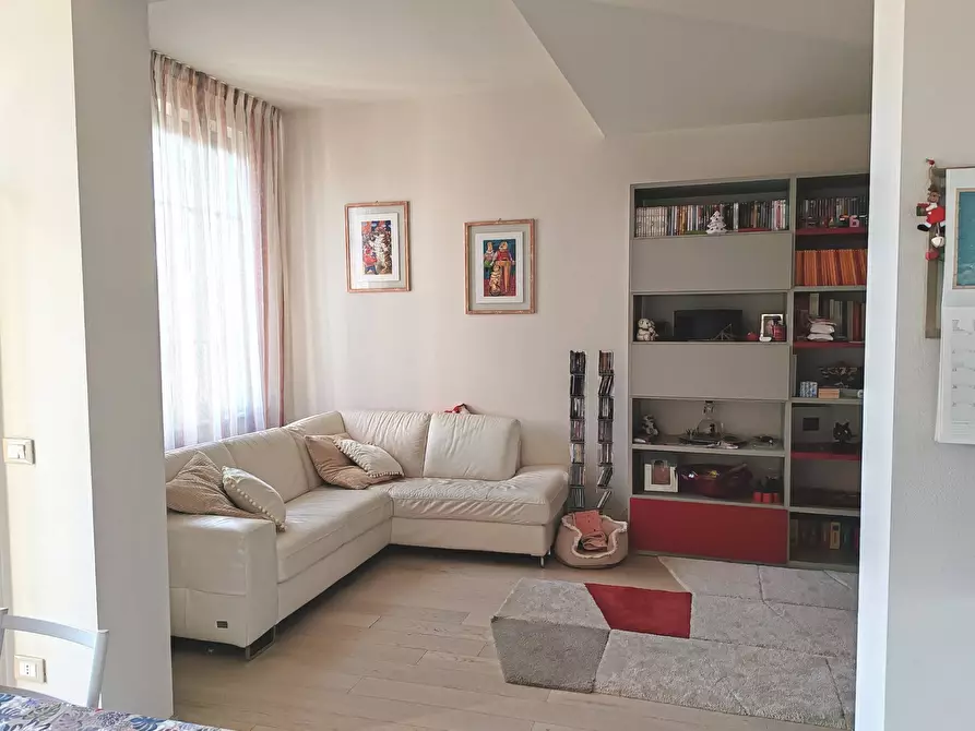 Immagine 4 di Appartamento in vendita  a Pisa