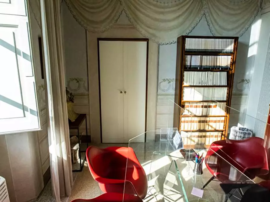 Immagine 56 di Appartamento in vendita  a Pisa