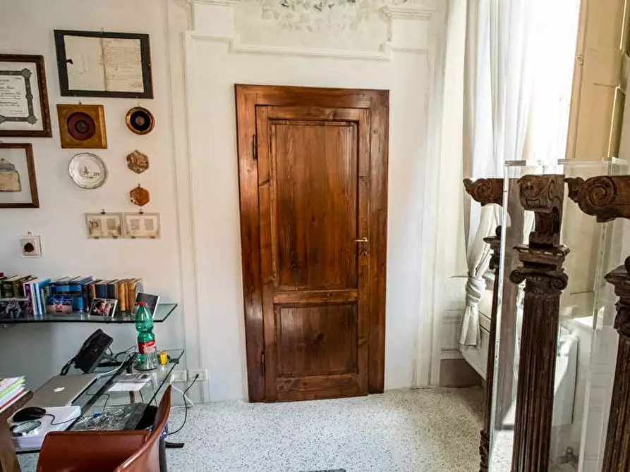 Immagine 8 di Appartamento in vendita  a Pisa