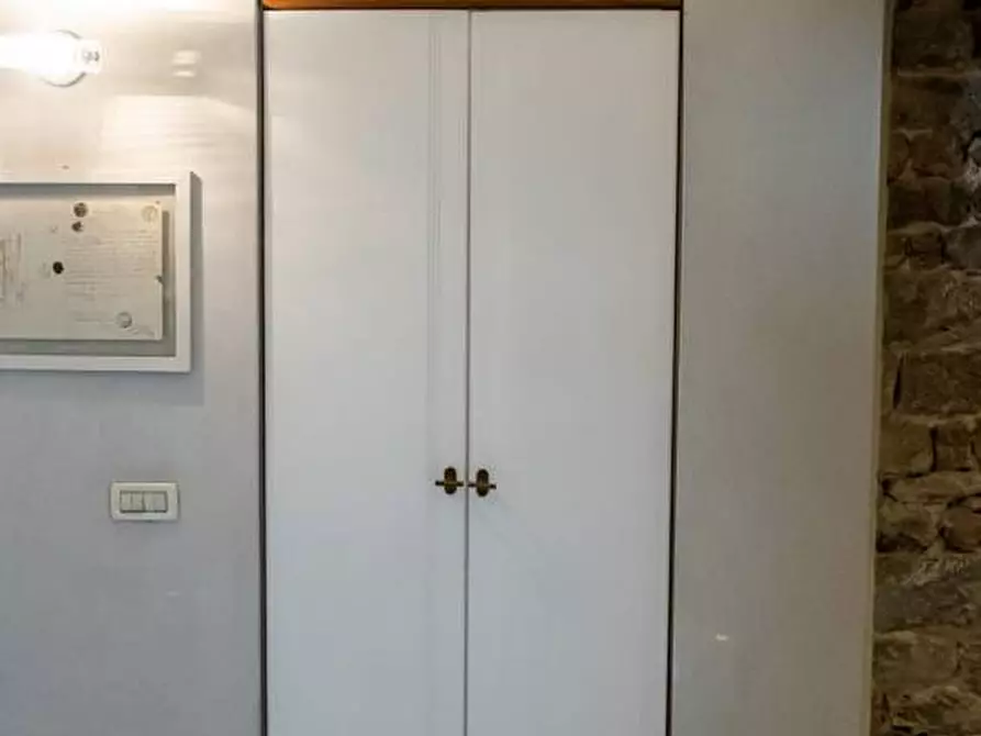 Immagine 15 di Appartamento in vendita  a Pisa