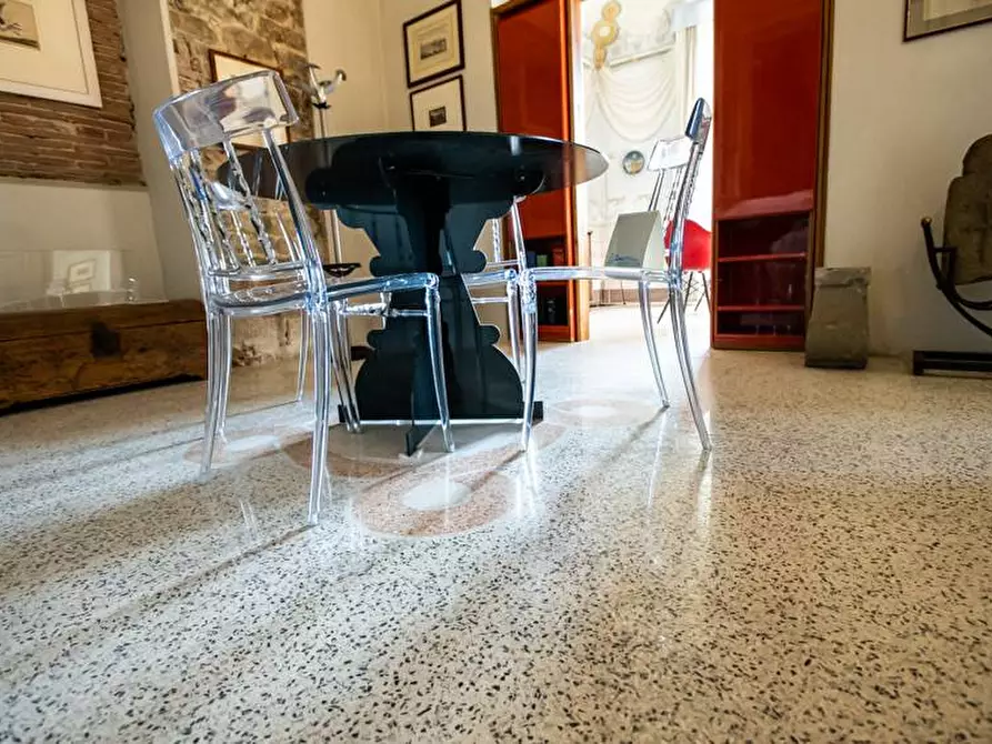 Immagine 18 di Appartamento in vendita  a Pisa