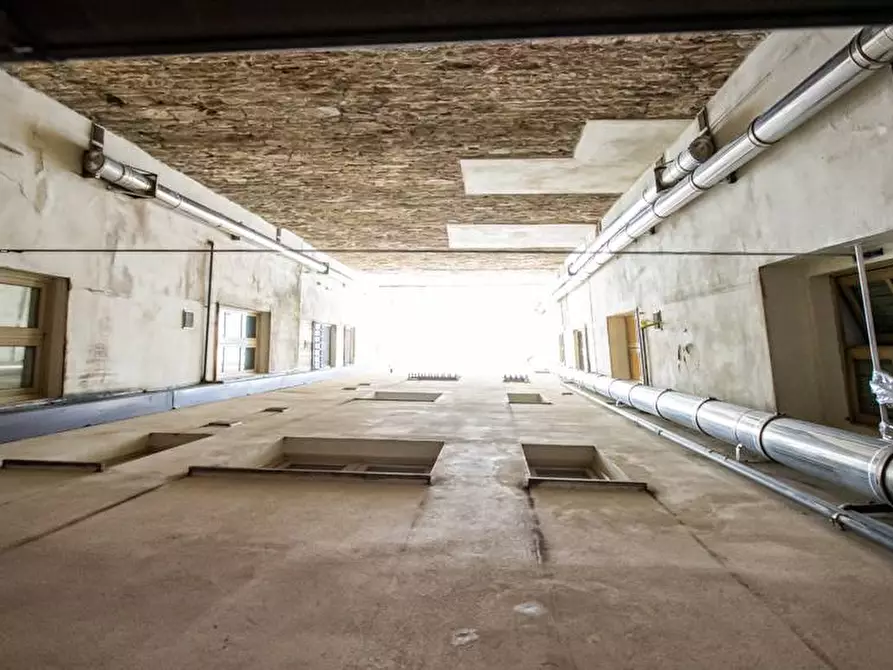 Immagine 21 di Appartamento in vendita  a Pisa