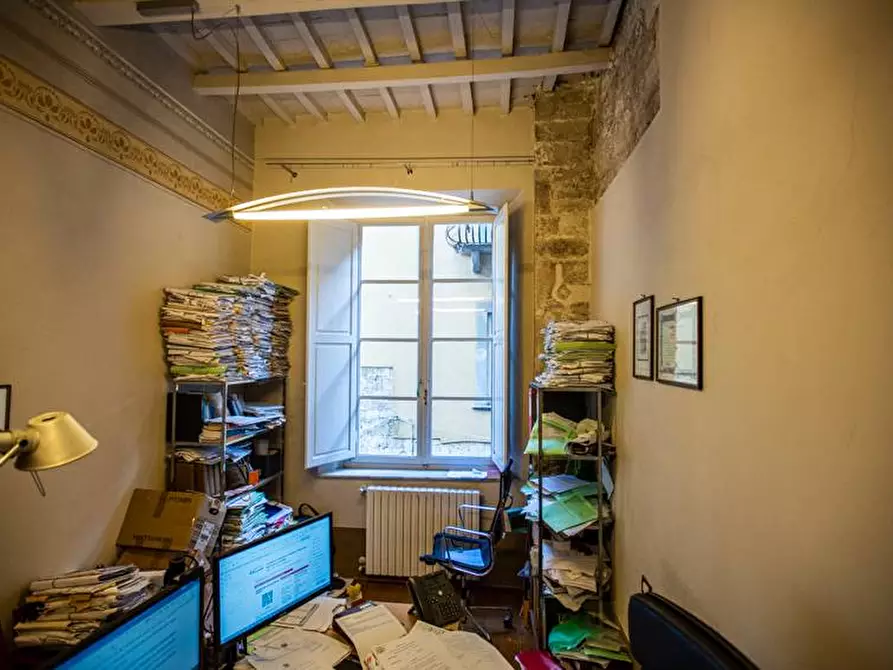 Immagine 50 di Appartamento in vendita  a Pisa