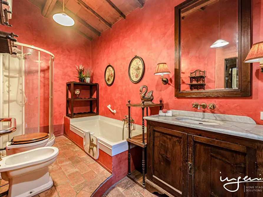 Immagine 16 di Rustico / casale in vendita  a Vecchiano