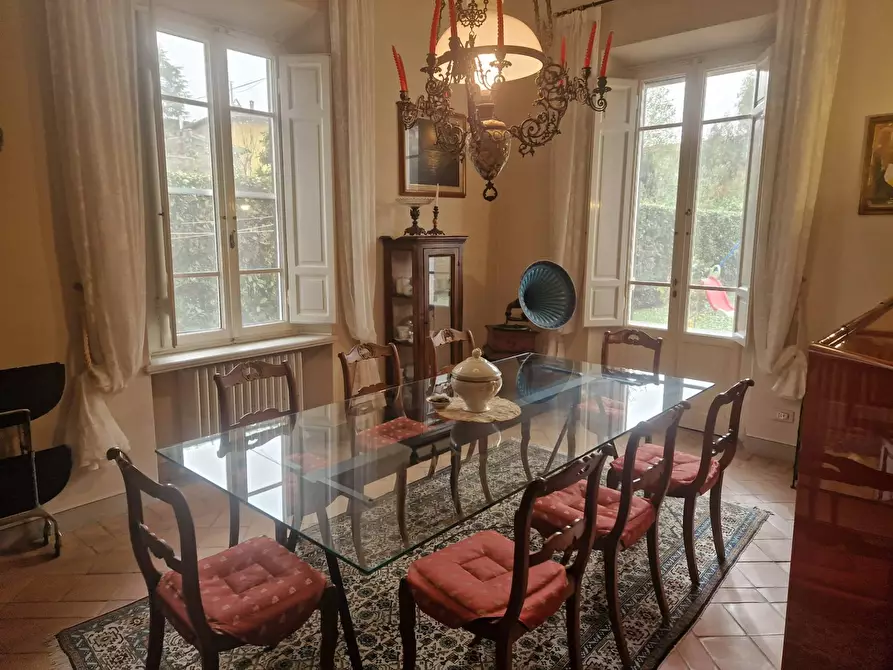 Immagine 12 di Villa in vendita  a Pisa