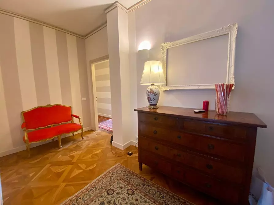 Immagine 7 di Appartamento in affitto  a Lucca