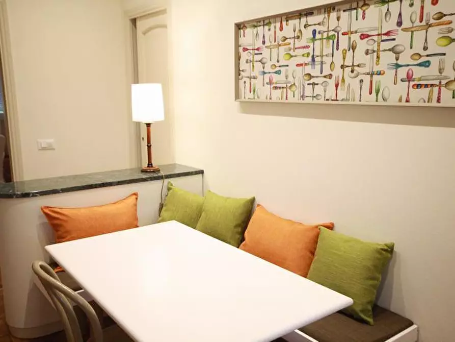 Immagine 65 di Appartamento in affitto  a Lucca