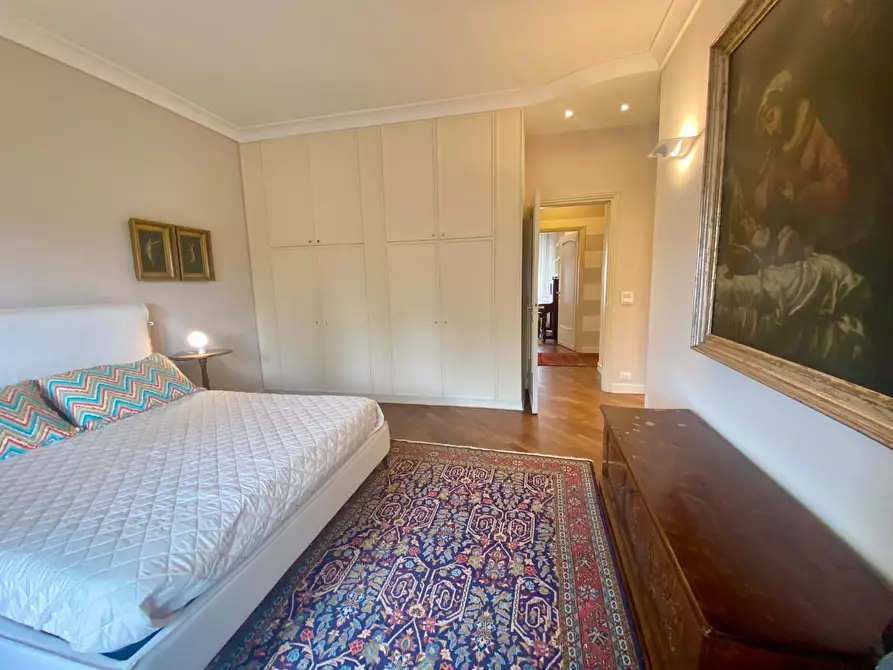 Immagine 14 di Appartamento in affitto  a Lucca