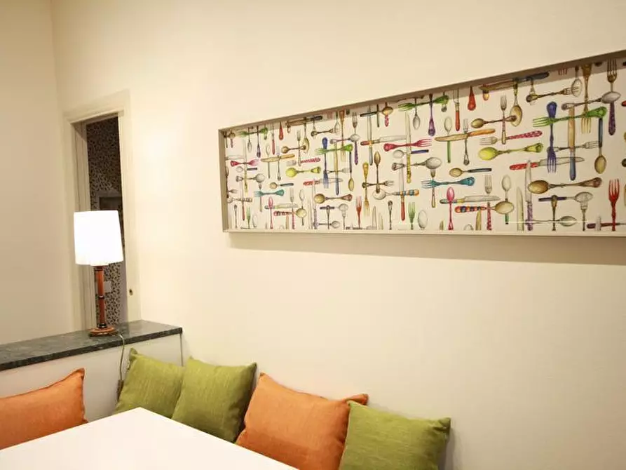 Immagine 74 di Appartamento in affitto  a Lucca