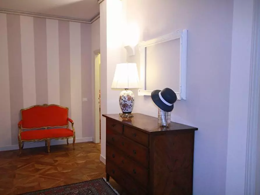 Immagine 29 di Appartamento in affitto  a Lucca