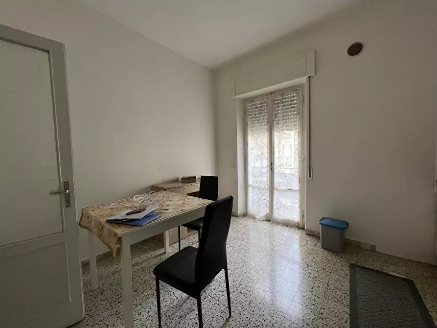 Immagine 4 di Appartamento in affitto  a Lucca