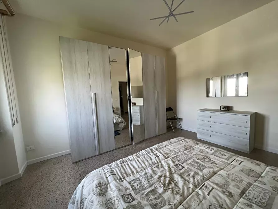 Immagine 12 di Appartamento in affitto  a Lucca