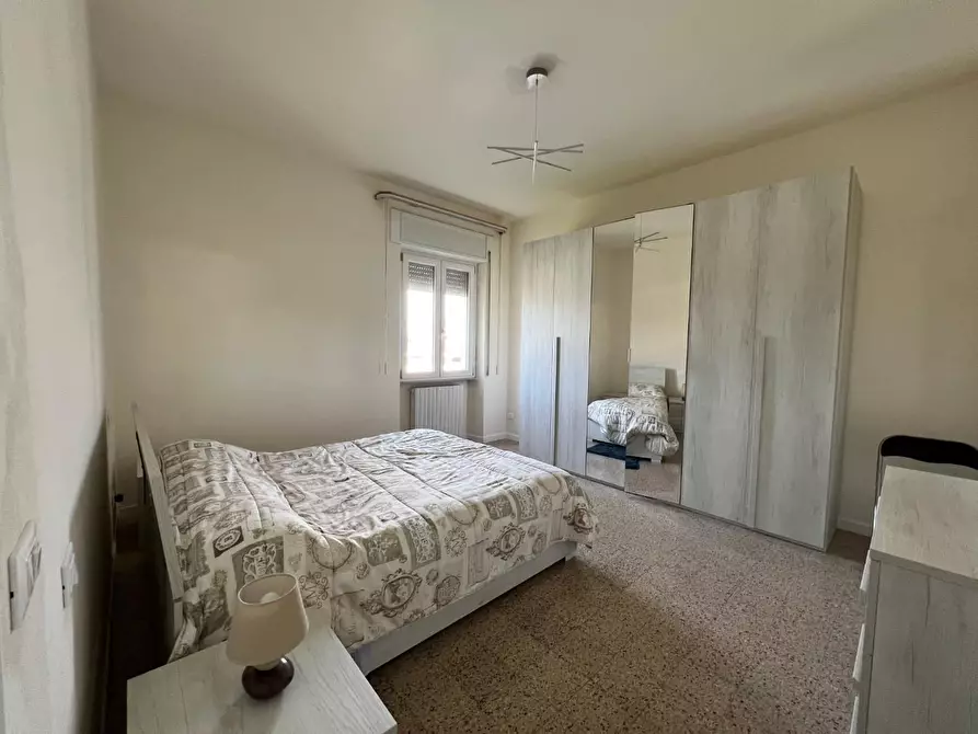 Immagine 9 di Appartamento in affitto  a Lucca