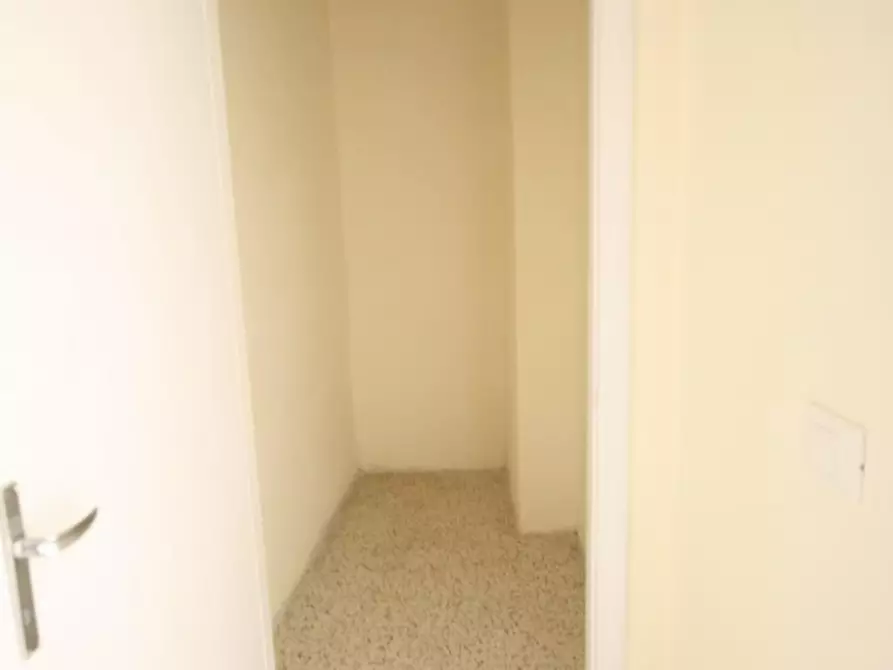 Immagine 37 di Appartamento in affitto  a Lucca