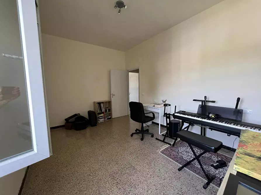 Immagine 15 di Appartamento in affitto  a Lucca