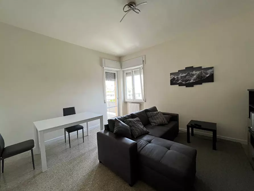 Immagine 7 di Appartamento in affitto  a Lucca