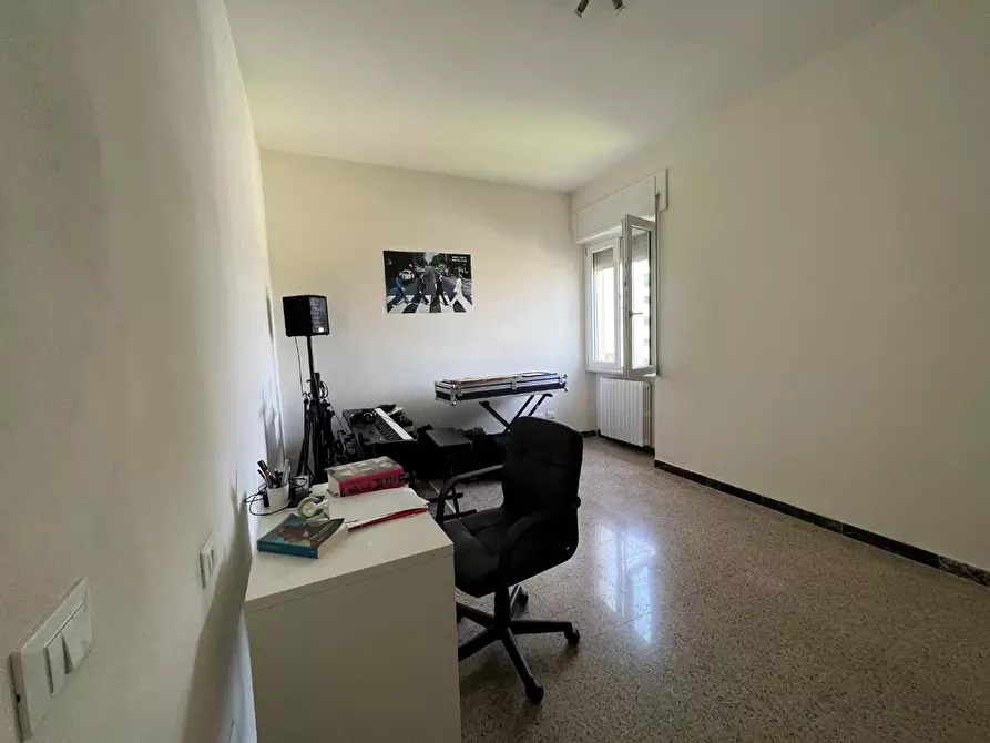 Immagine 13 di Appartamento in affitto  a Lucca