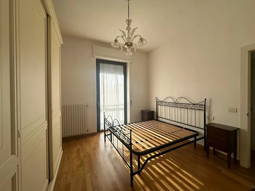 Immagine 8 di Appartamento in affitto  a Lucca