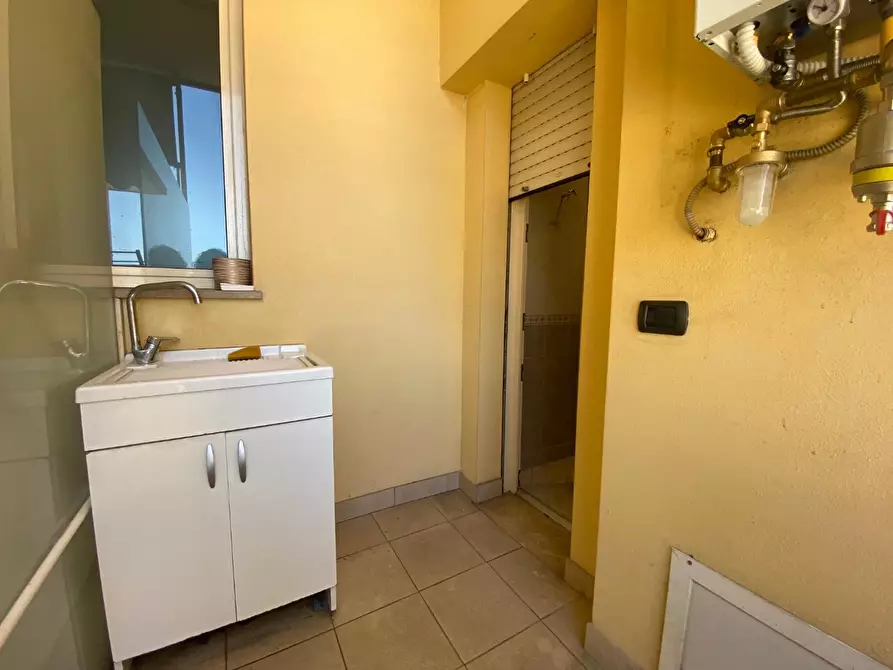 Immagine 23 di Appartamento in affitto  a Lucca