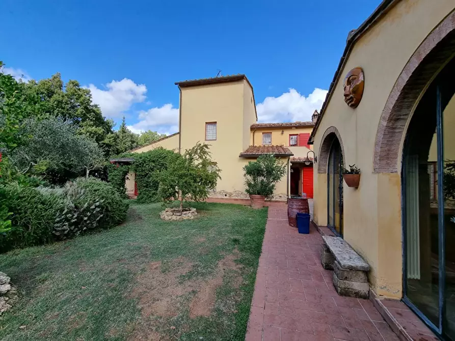 Immagine 26 di Rustico / casale in vendita  a Casciana Terme Lari
