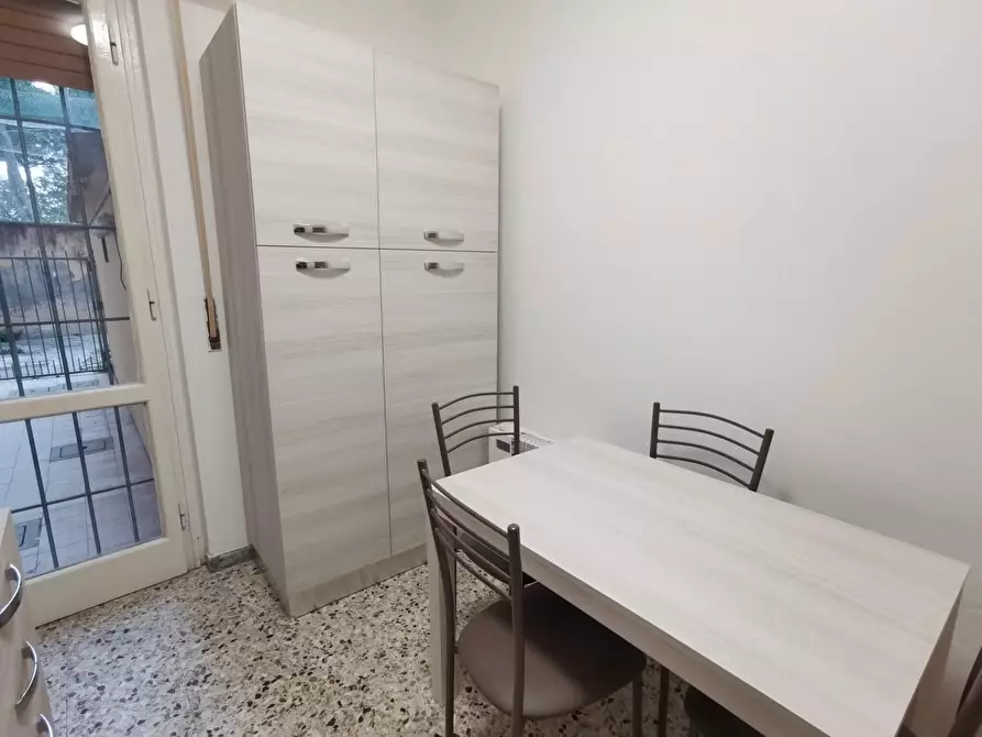 Immagine 11 di Appartamento in affitto  a Pisa