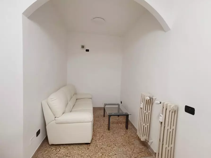 Immagine 15 di Appartamento in affitto  a Pisa