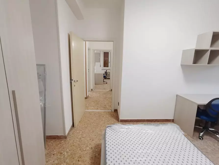 Immagine 22 di Appartamento in affitto  a Pisa